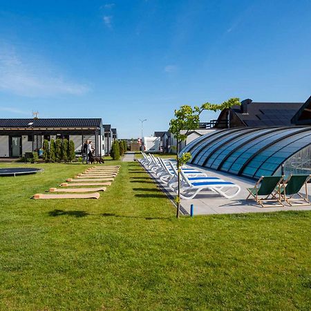 Wakacyjna Osada Villa Jezierzany Exteriör bild
