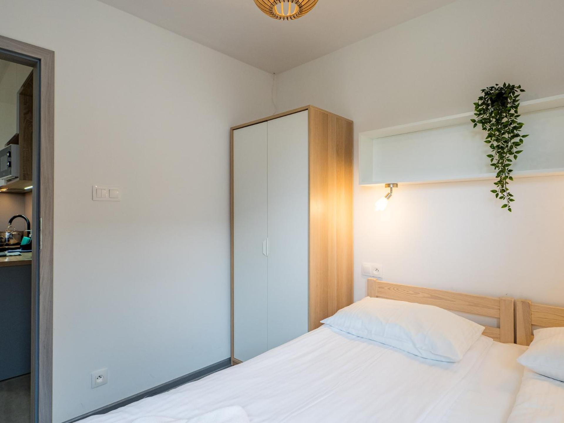 Wakacyjna Osada Villa Jezierzany Exteriör bild